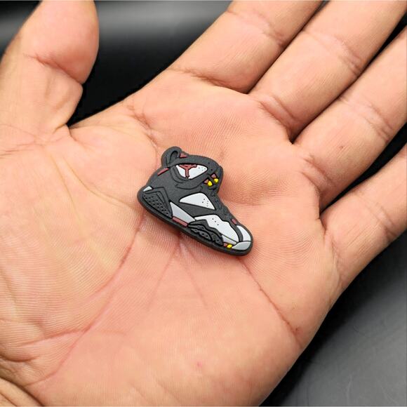 (5/$15) Air Jordan Croc Charm - Picture 3 of 3